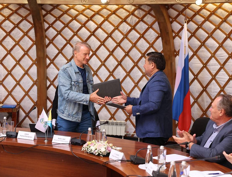 Глава Тувы встретился с Председателем Правления Сбербанка Германом Грефом