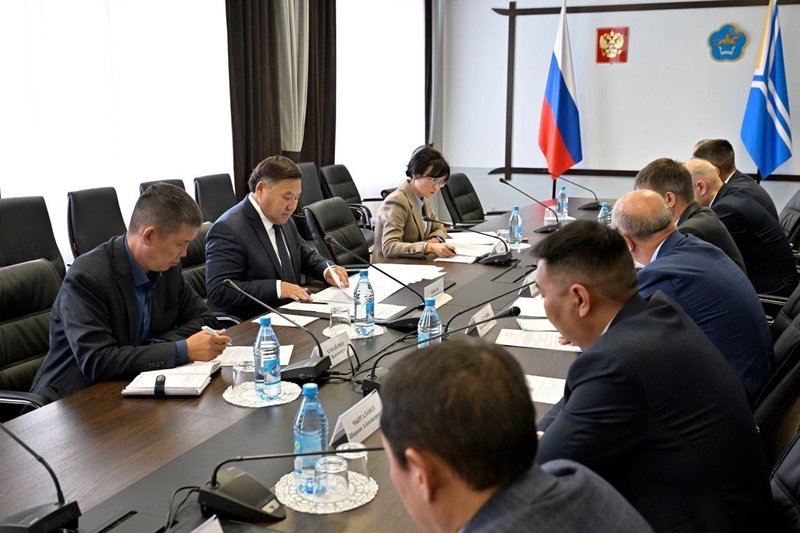 В Туве обсудили развитие приграничной инфраструктуры и кадровое обеспечение таможенных органов