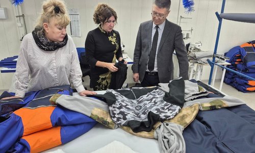 Первый заместитель министра Чингис Бады посетил предприятие ООО СЗ «Бастион»