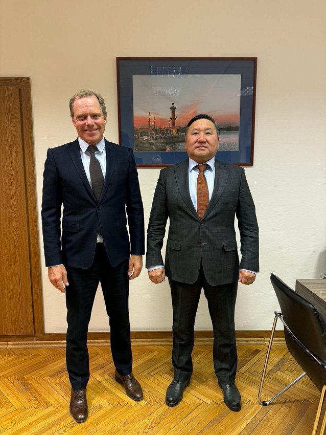 Глава Тувы обсудил с Председателем комитета Совета Федерации по экономической политике Андреем Кутеповым вопросы, связанные с реализацией проекта «Чистый воздух»